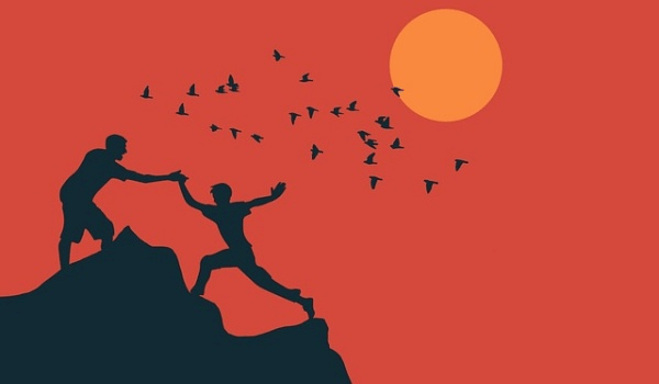 钓鱼高潮时刻：鱼线切水声，钓友心中的天籁