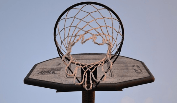 台钓必备：揭秘七大高效钓法及鱼情应对策略