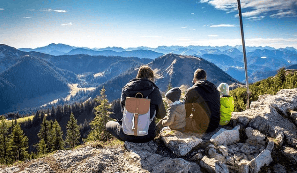 光威龙云三代鱼竿：碳素轻量与超硬调性的完