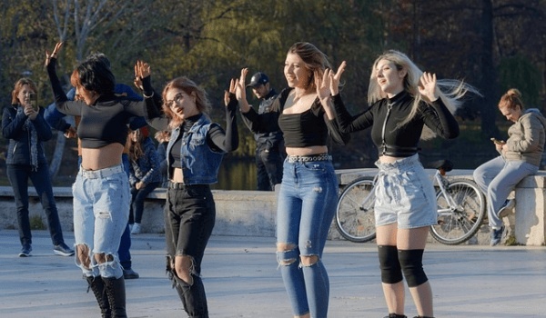 1.4亿钓友共铸300亿级垂钓经济蓝海